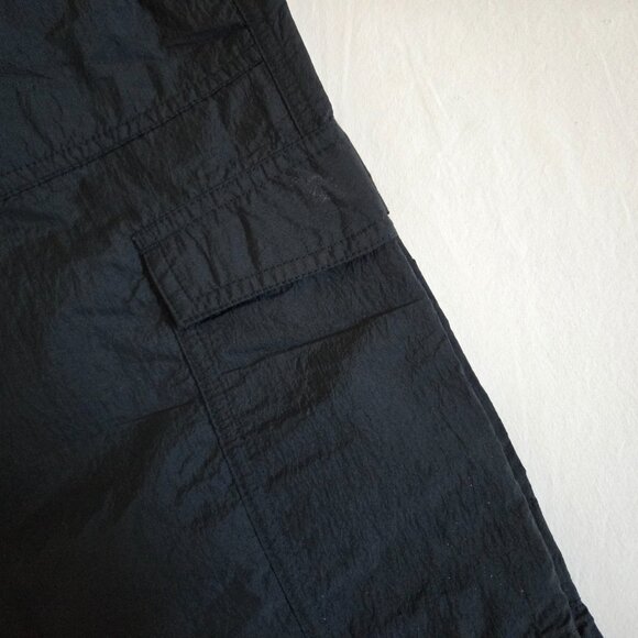 NWT Old Navy Black High-Waisted Parachute Cargo Jogger Ankle Pants Size Medium - Picture 3 of 15